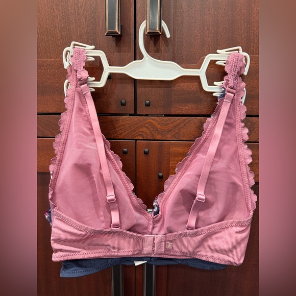 Jessica Simpson NWT Sz S 2Pk Multicolor Floral & Purple Lace Bralettes (I051) - Picture 5 of 7